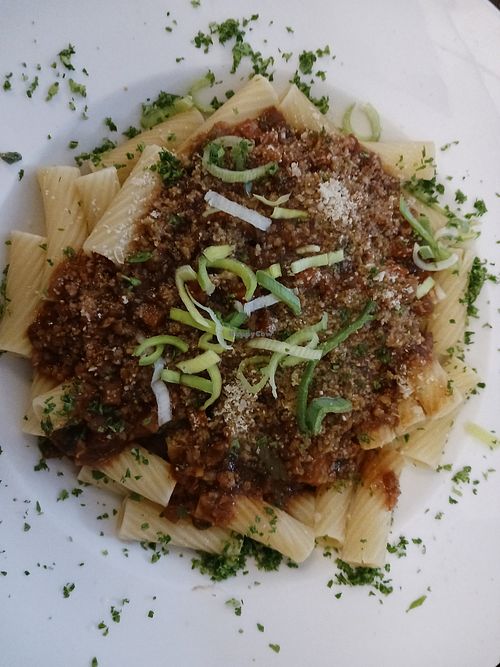 The vegan rigatoni bolognese at Mercado in Fulda