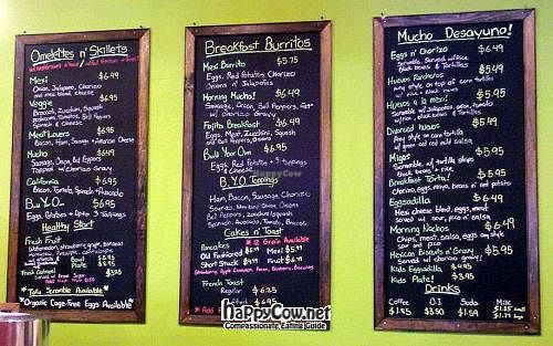 breakfast menu at Mucho Mas in Laporte