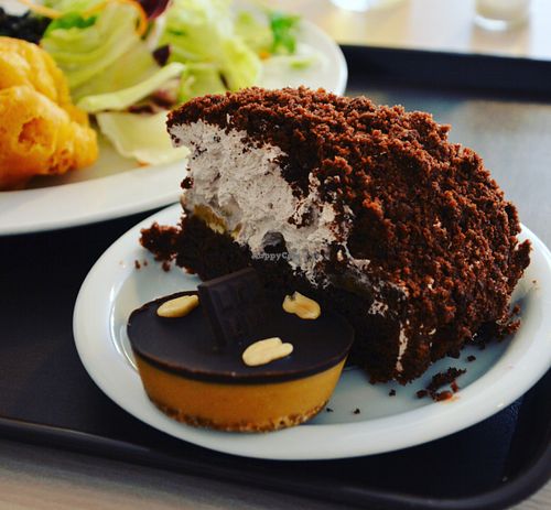 Krtek (little mole) cake and peanut mini-cake at Loving Hut - Na Porici in Prague