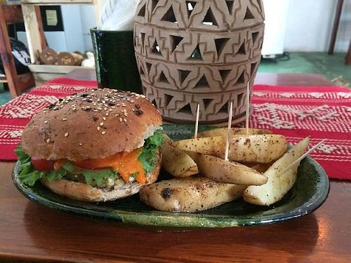 vegan burger at La Auténtica Chocolatería in Oaxaca