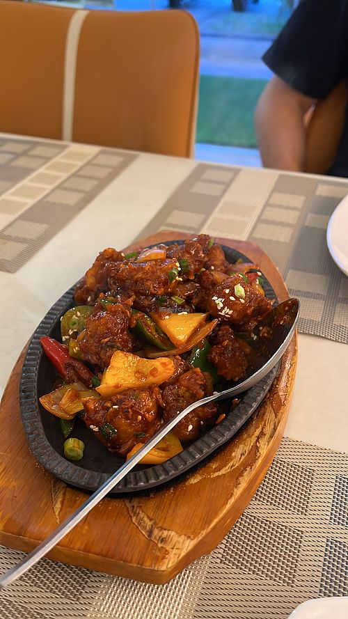 Honey gobi hot plate 9/10 because got alliums  at Bazil Kitchen in Central Singapore