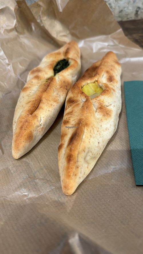sfiha al spinaci e patate  at Santo Falafel in Florence
