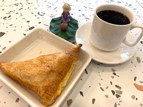 Curry Monkey Head Mushroom Puff
Photo by Mr Henry Lau at Grove Cafe 素林 - SMU in Central Singapore