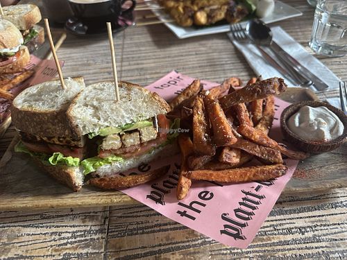 Tempeh lettuce avocado toast and sweet potato friess #Veganuary at The Hungry Tapir in Kuala Lumpur