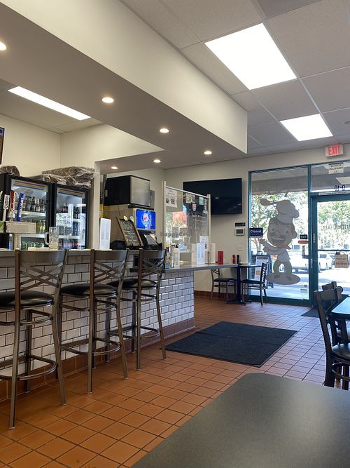 Indoor Seating Area w/Ordering Station and Bar-Style Seating  at Pizzeria Halt in Modesto