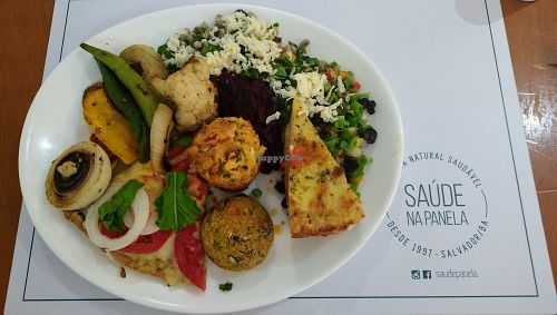 A very very good per kilo buffet at Saude na Panela in Salvador