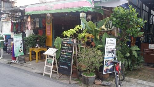 outside restaurant at Juicy4U in Chiang Mai