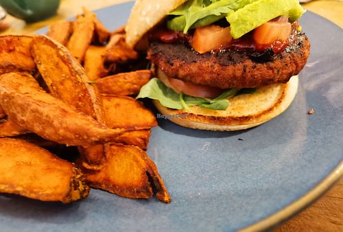 Lovely vegan burger at The Chakra Lounge in Buxton