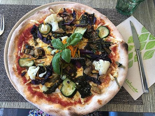 Pizza Autunno (Organic Tomato Sauce, Organic Vegan Mozzarella, Km 0 Mixed Vegetables). at Pizzeria Controvento in Olginate
