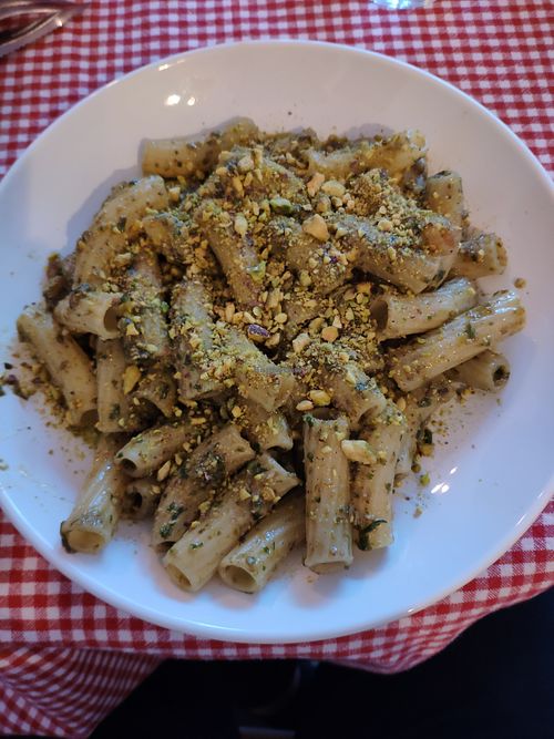 Maccheroni pesto con pistacchi at Trevi's in Amsterdam
