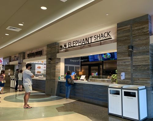 Storefront: Touchscreen Ordering at The Elephant Shack in Pearl City