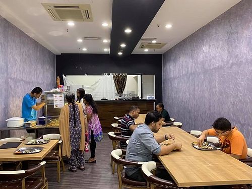 cafe interior
Photo credit: Mr Henry Lau at Govegpals in Central Singapore