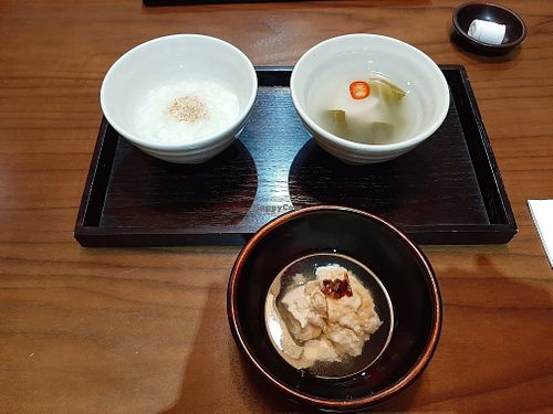 1st: appetizer with plain original tasted food (white porridge, white tofu, white kimchi) at Balwoo Gongyang - 발우공양 in Seoul