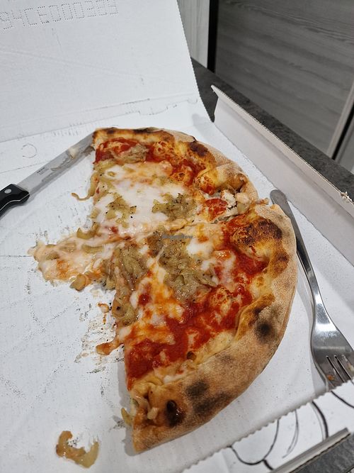 Plain with caramelized onions wow! at PIZZA E SFIZI  in Catania