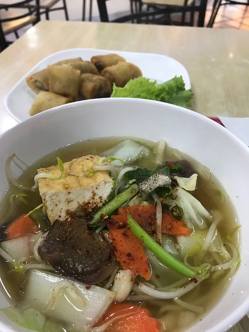 Veggie noodle soup at Happy Vegan - สุขใจมังสวิรัติ in Bangkok