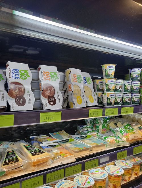 Vegan dairy at Smak Natury in Warsaw