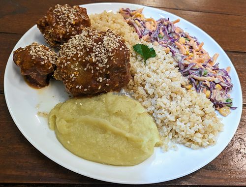 Barbecue cauliflower with mash, rice and salad at Pratada  in Sao Paulo