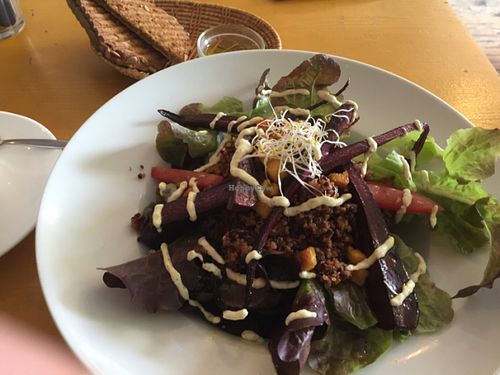 quinoa salad at Baklust in The Hague