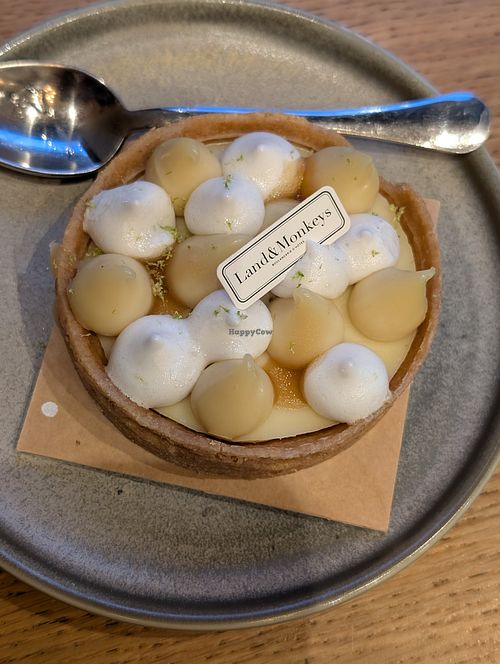 Tarte citron at Land & Monkeys - Beaumarchais in Paris