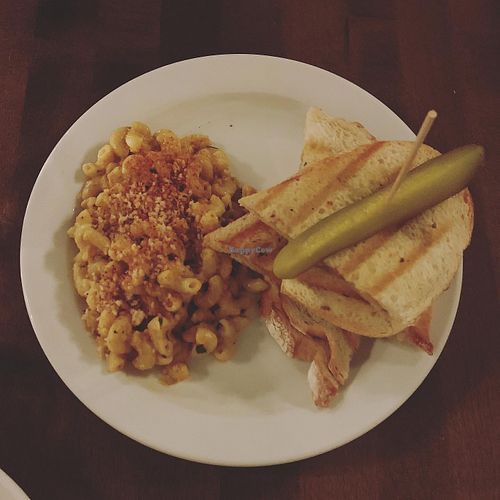 Grilled cheese and mac and cheese at Vegan Street in Calgary