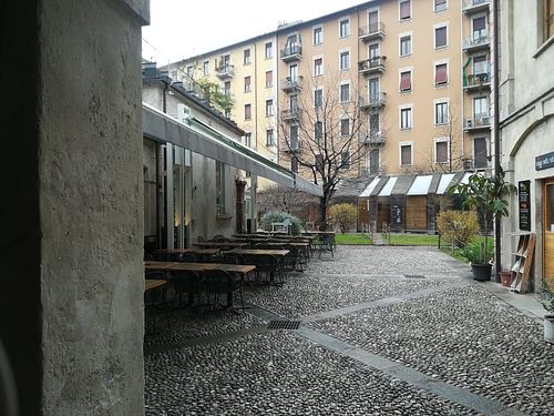 The outside tables at Un Posto a Milano in Milan