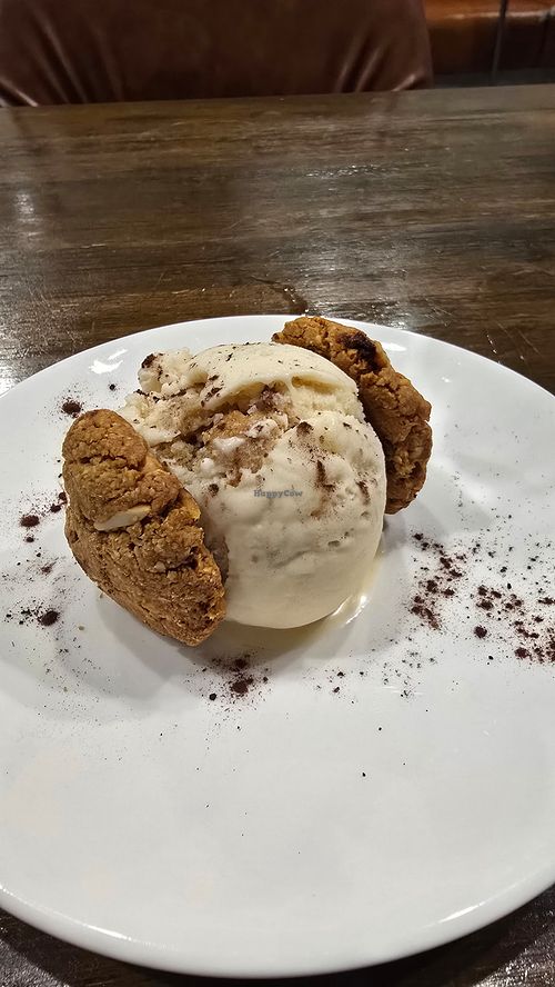 Sugarfree ice cream sandwich (yum) at Veganerie - Nana in Bangkok