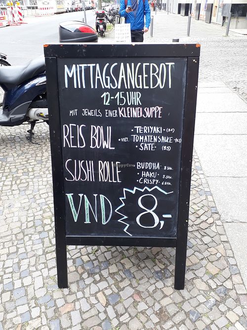 Lunch Menu at Viet Next Door in Berlin