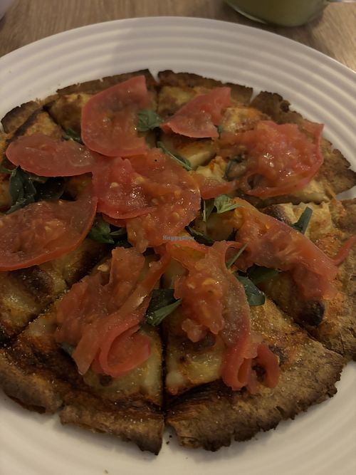 Pizza vegana   at Verdecelli  - Coco's Cafe in Cuenca