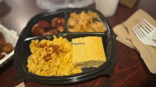 Mac Plate
$16.00
Three dairy free Mac and cheese, collard kale cabbage greens, buttered soulful cornbread and BBQ crispy cauli-wings. at I-tal Garden in New Orleans
