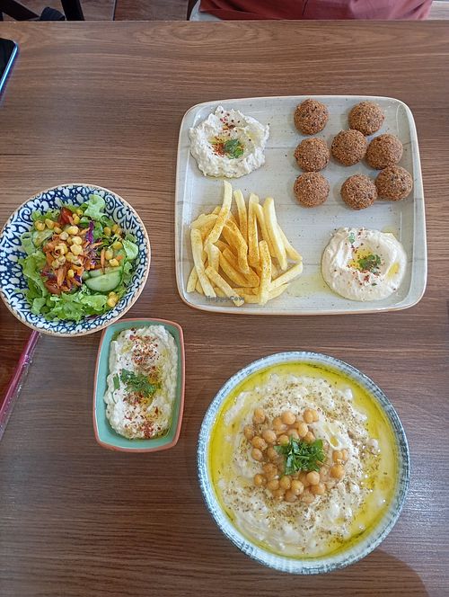  at Cafe Du Levant in Izmir