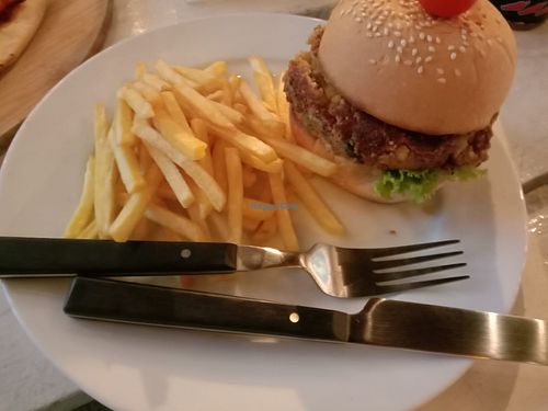 Burger at Asia Blue - The Tavern Hacienda in Koh Phangan
