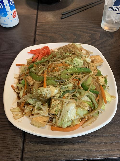 Yakisoba at Suehiro Mini in Los Angeles
