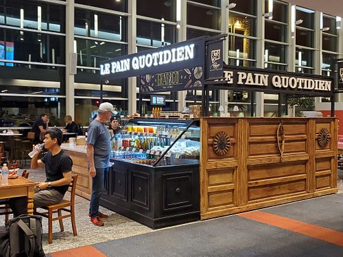 Location at EZE - Le Pain Quotidien - TB in Buenos Aires