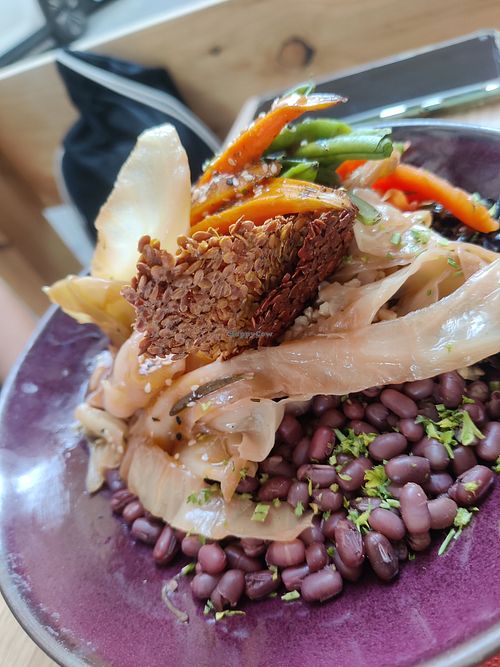 Assiette Macrobiotique at Prana Restaurant in Lyon