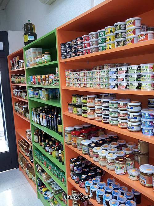 New vegan products at Universo Vegano in Madrid