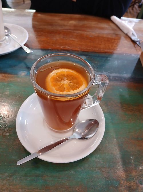 Mulled fruit warmer at Lemon Grove Cafe in Tavistock