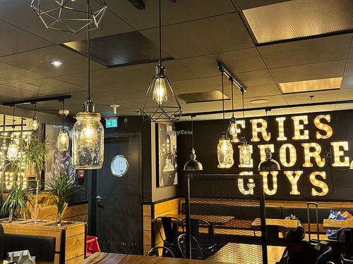 inside  at Frittenwerk - Hbf Düsseldorf in Dusseldorf