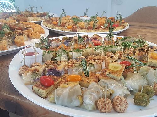 verschillende soorten fingerfood hapjes at Tessa's Place in Deventer