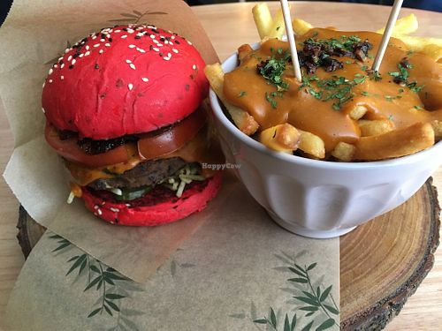 Burger and loaded fries at Zen Wonderland in Sintra