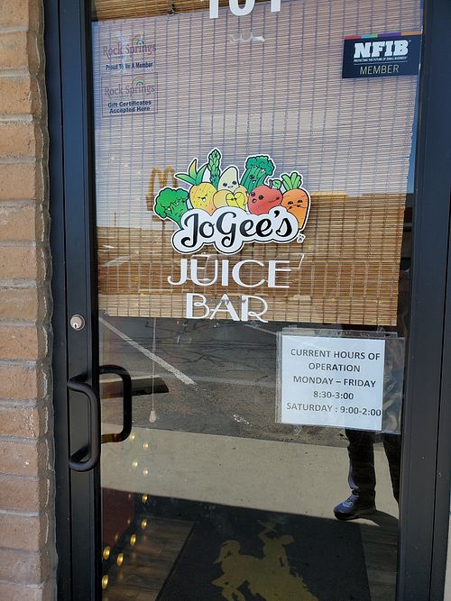 Hours as of August 2021 at JoGee's Juice Bar in Rock Springs