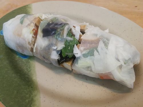 fresh spring roll at SùShí Lín MāMā 素食林媽媽 in Chenggong
