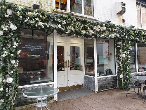Outside at bigmoose coffee co in Cardiff