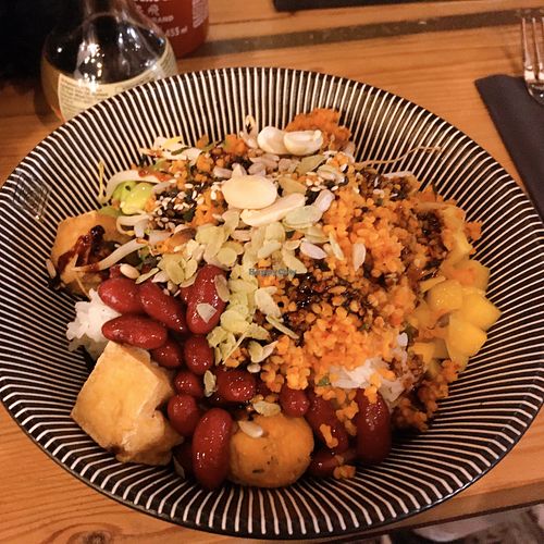 poke bowl with bulgur at Duke Poke Bowl in Hannover