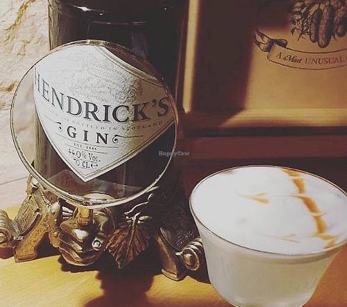 Cocktail at The Botanical Den in Lisbon