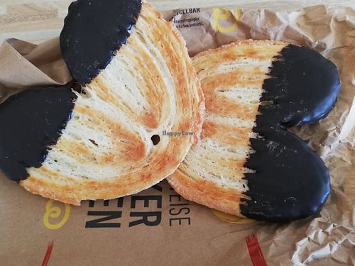 Schweineohren 🤤🙃 at Kamps in Hamm