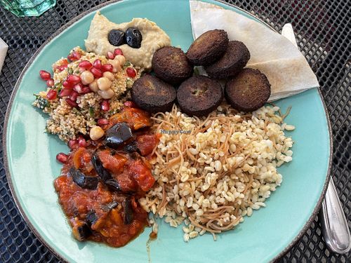 Today I went there again for lunch . Very tasty  at Ruby‘s Cafe in Othmarsingen