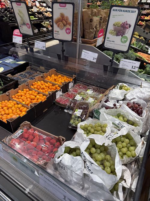 fruit  at denn's Biomarkt in Aachen
