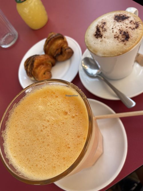 Mini chocolate croissants 🤤   at Arte-sans in Castelldefels