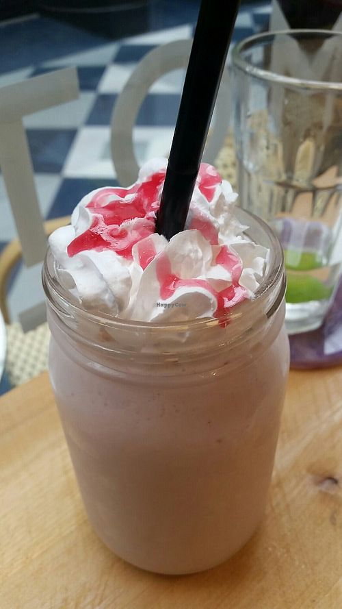 Strawberry milkshake at Mother Nature in Cardiff