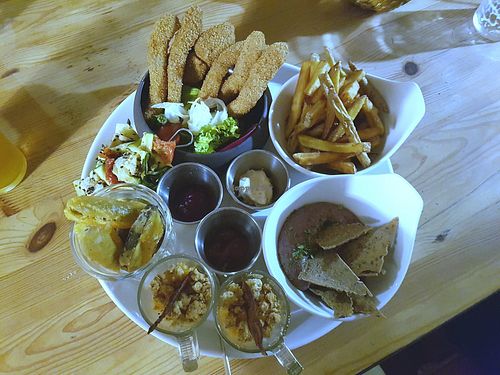 Assiette salée for 2 at Dis Leur in Bordeaux